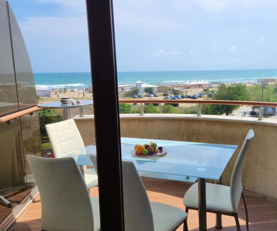 Beach View Apartment Шкорпиловци Экстерьер фото